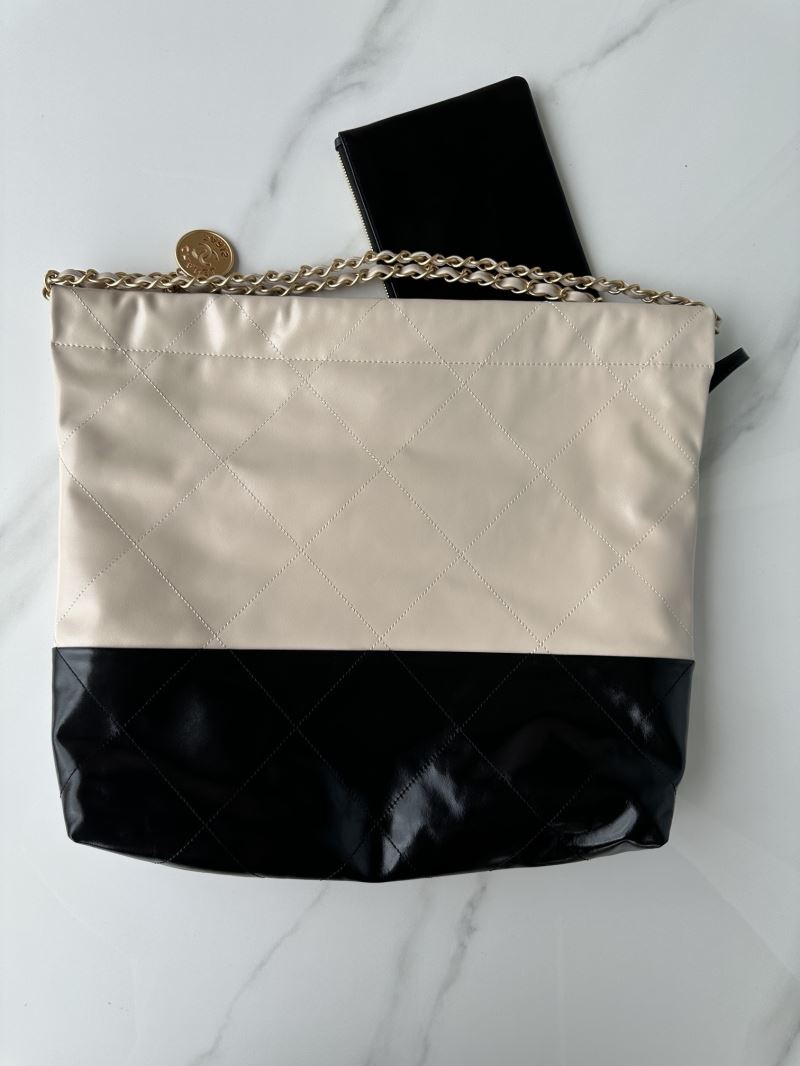 Ch**el hobo 22 bags